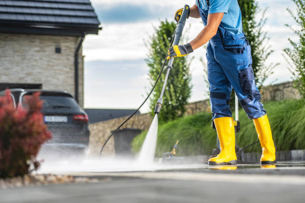 Best Roof Washing  in Liberty Triangle, FL